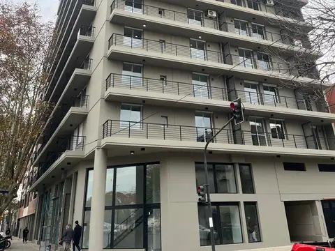 Alquiler depto 1 dormitorio a estrenar, al frente con balcon