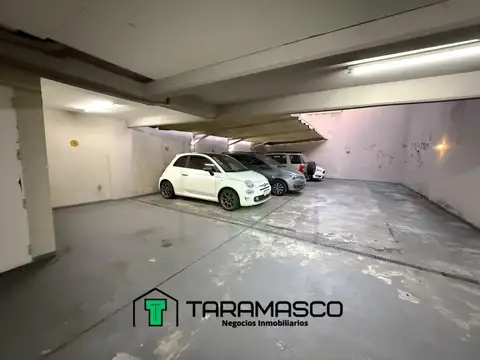 ALQUILER COCHERA CUBIERTA EN VILLA URQUIZA