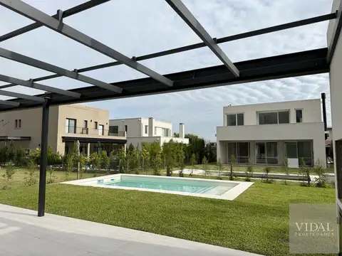 Casa en Venta de 5 dormitorios