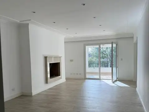Departamento en Alquiler de 4 ambientes