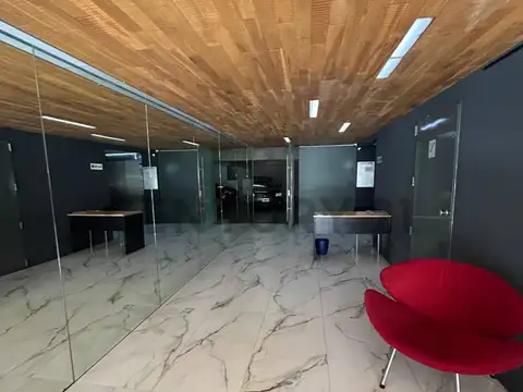 Oficina 3 ambientes con 1 baño