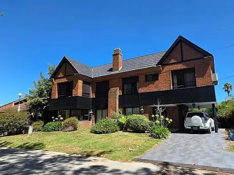 Chalet de 7 ambientes en Venado I. Canning, Esteban Echeverría.