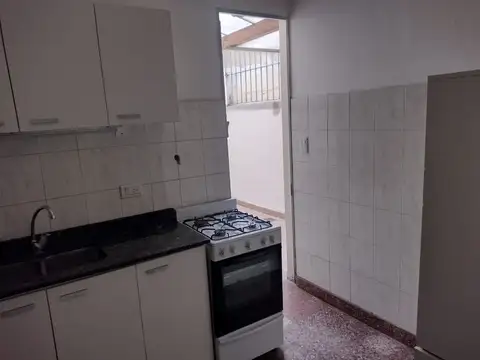 Depto Tipo Casa en Alquiler de 2 dormitorios