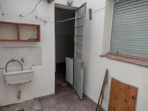 Depto Tipo Casa en Alquiler 55 años