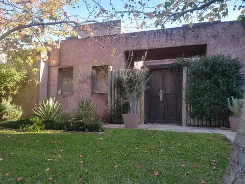 Colinas del Norte 390, B1631 Del Viso, Provincia de Buenos Aires