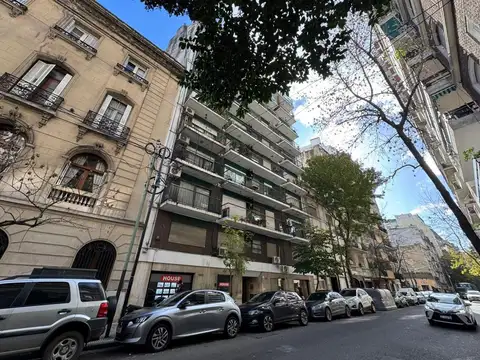 Venta semi piso de 2 ambientes, último piso, Recoleta