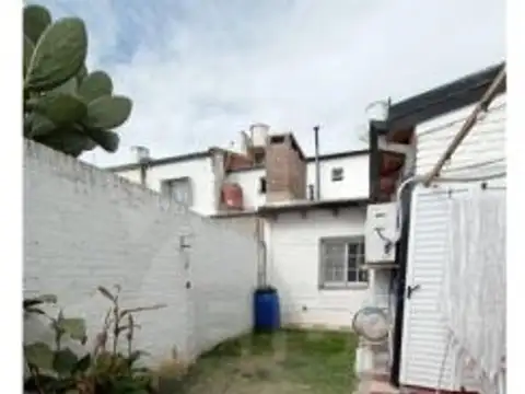 CASA EN VENTA- ESPORA 1900-SANTA FE