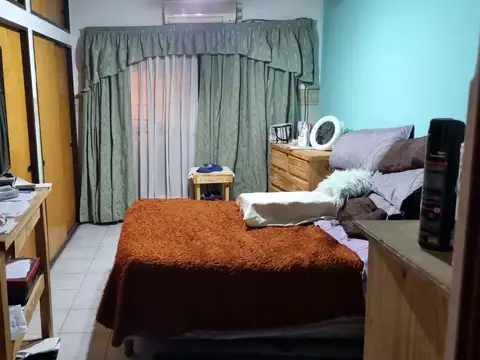 Casa en Venta en Moron Sur, USD 160.000