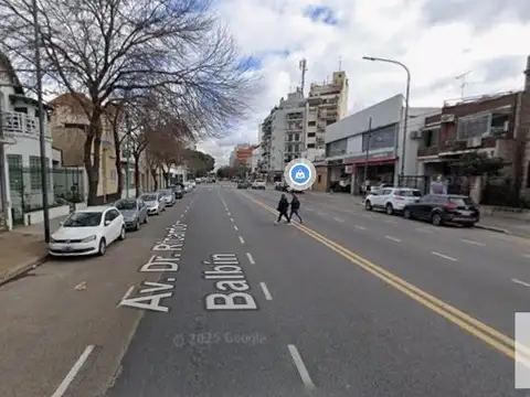 Avenida Ricardo Balbin e/ Rivera y Ugarte