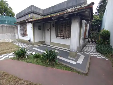 Venta Casa 3 Amb a Refaccionar Claypole