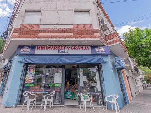 Venta local comercial de esquina en barrio abasto