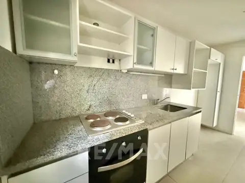 Departamento en Alquiler con 2 cocheras