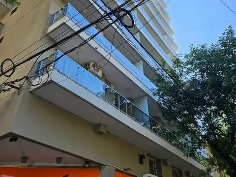 San Juan 2390 , Piso 6