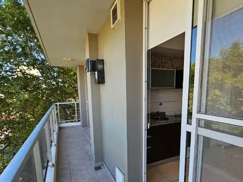 San Juan 2390 , Piso 6