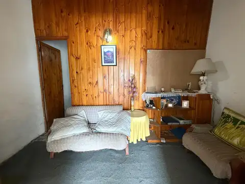 Casa en Venta en Rafael Calzada, USD 65.000