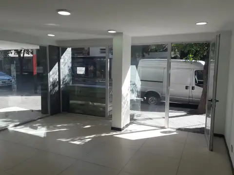 Mendoza 2500, Piso PB