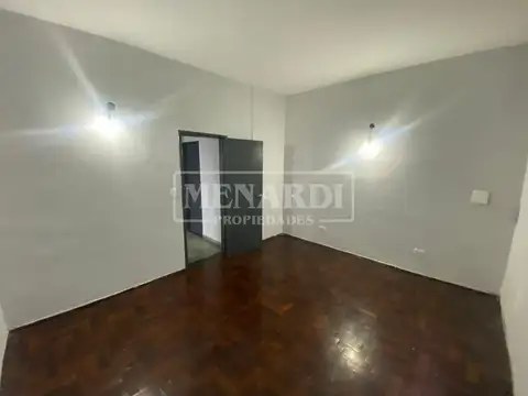 Departamento en Alquiler en Villa Ballester, $ 800.000