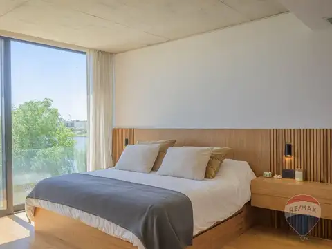 VENTA CASA  AL LAGO  EN MUELLES PUERTOS DEL LAGO