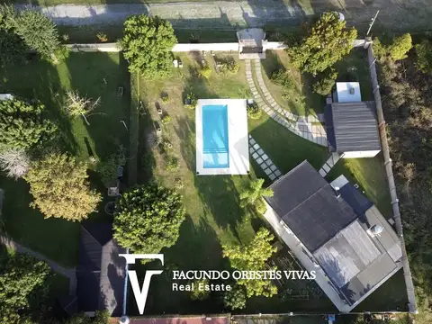 Casa 4 ambientes con 2 baños