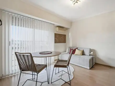 Downtown Breeze – Aire, luz y comodidad en altura.