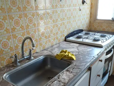Departamento 2 ambientes con 1 baño