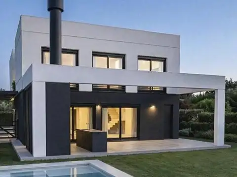 Casa en Venta al Este