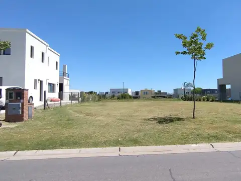Lote en Venta, 600m2, en Barrio Riberas, Puertos del Lago, Escobar, GBA Norte