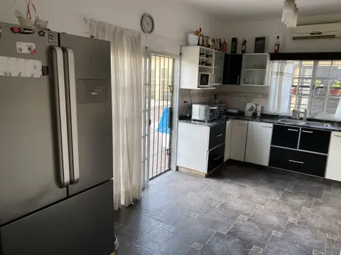 Casa en Venta en Merlo, USD 170.000