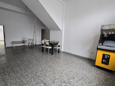 Pasaje Turin 3100, Piso PB