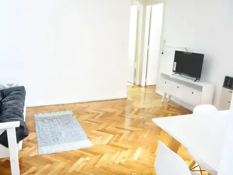 Zabala 2400, Piso 4