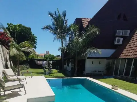 Alfredo Guttero 3600, Piso pb