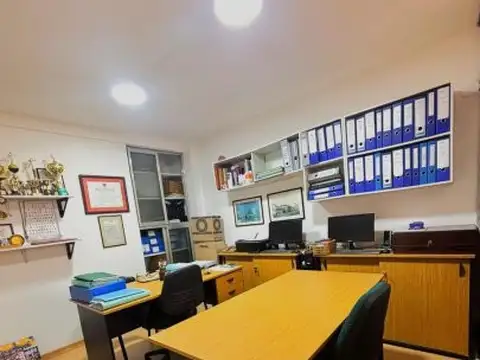 Santa Fe 849 04 03 - VENTA Oficina Amoblada