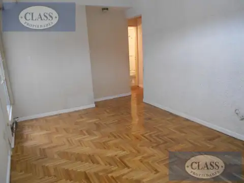 Departamento en Alquiler en Caballito, $ 590.000
