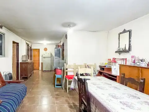 Los Patos al 2500 y Uruguay
