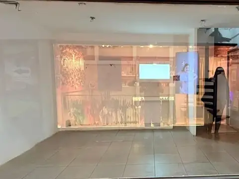 Local comercial en Alquiler-Galeria El Angel