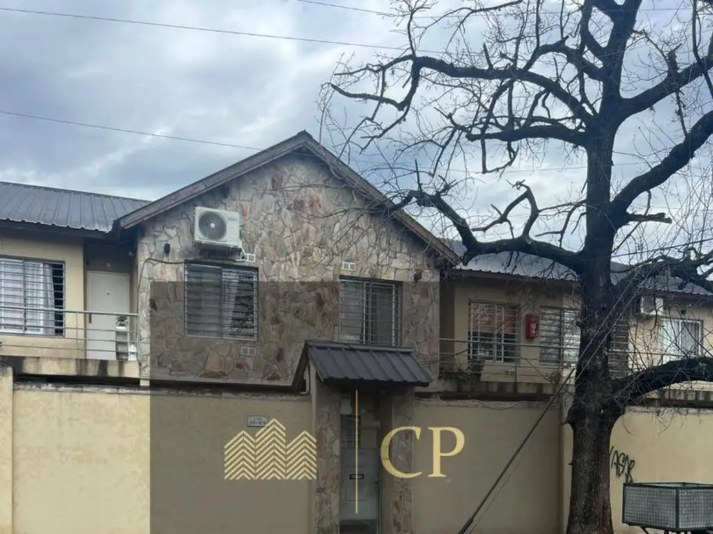 Zuviría 900