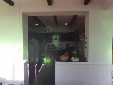 Casa en Venta con 5 cocheras