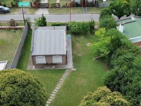 Casa 3 ambientes con 1 baño