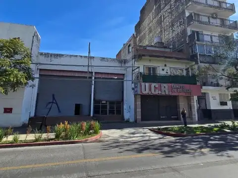 Deposito En Alquler Av Maipu. 765
