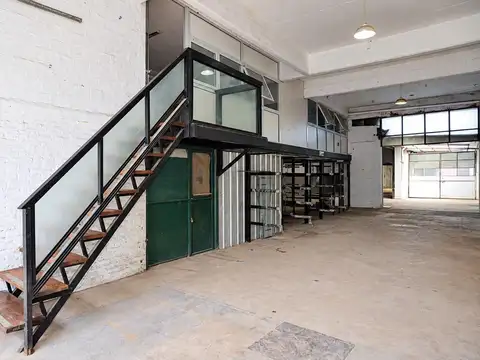 Galpon en Alquiler en Martínez, $ 3.300.000
