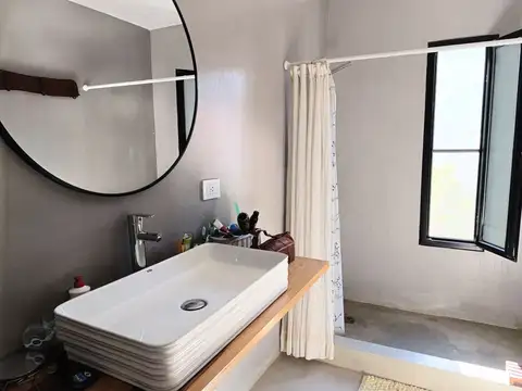 Casa en Venta con 4 cocheras