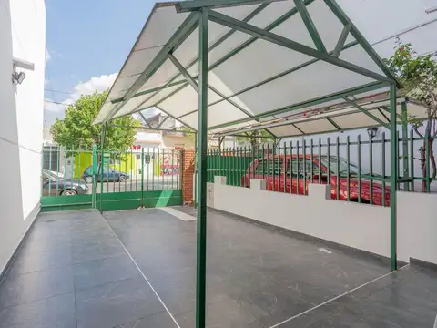 Depto Tipo Casa 5 ambientes con 1 baño