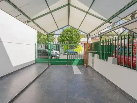 Depto Tipo Casa en Venta en Paternal, USD 270.000