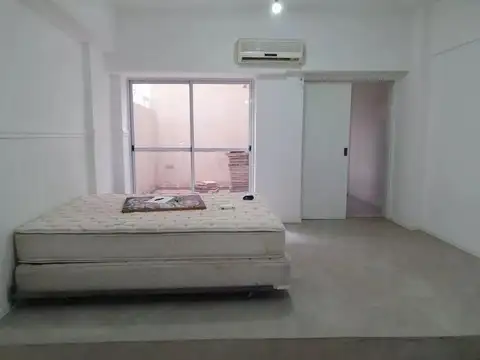 Acuña de Figueroa 1400