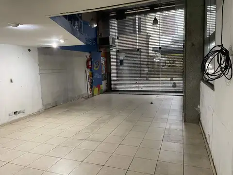 Local en Venta 57 años