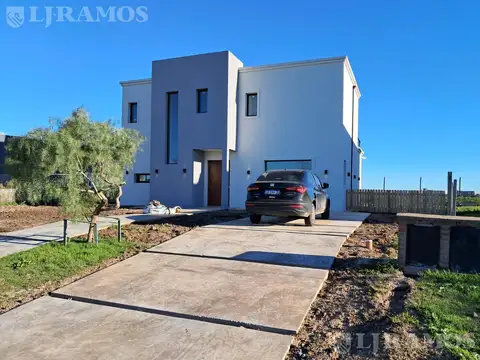 Casa en San Sebastián AREA 1 MB