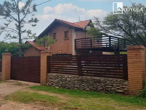Casa 4 ambientes con 3 baños
