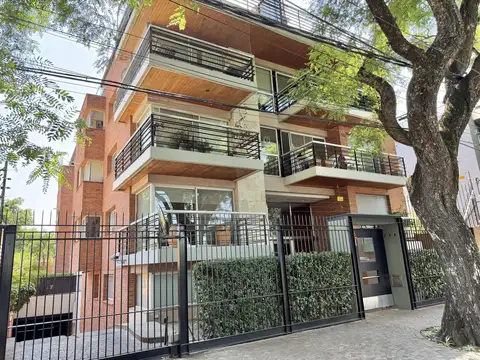 Departamento de lujo de 2 ambientes a la venta con cochera y amenities, sobre Av. Libertador.