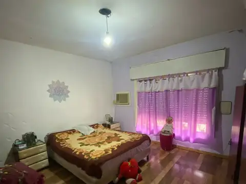 Venta - Casa de Pasillo  con 3 dormitorios - Barrio Belgrano