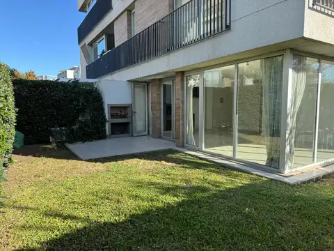 Departamente en alquiler de 3 ambientes PB con jardin y parrilla Vilahaus Pilar